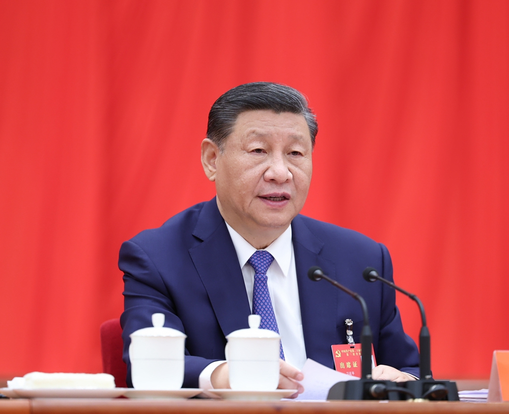 习近平：锲而不舍落实中央八项规定精神，以优良党风引领社风民风