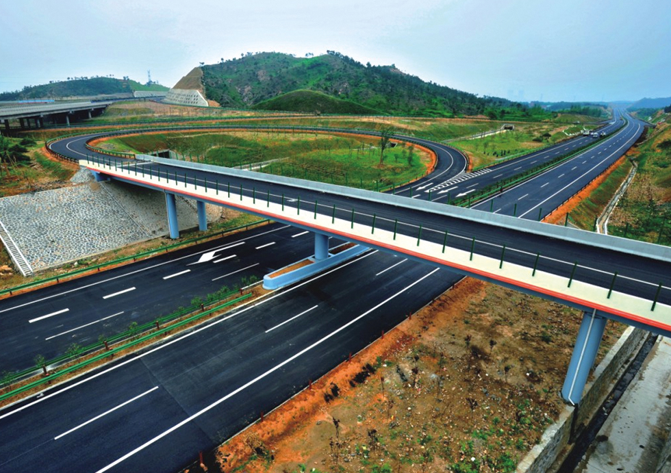 沪蓉高速麻城至武汉段、杭瑞高速公路思南至遵义段勘察设计