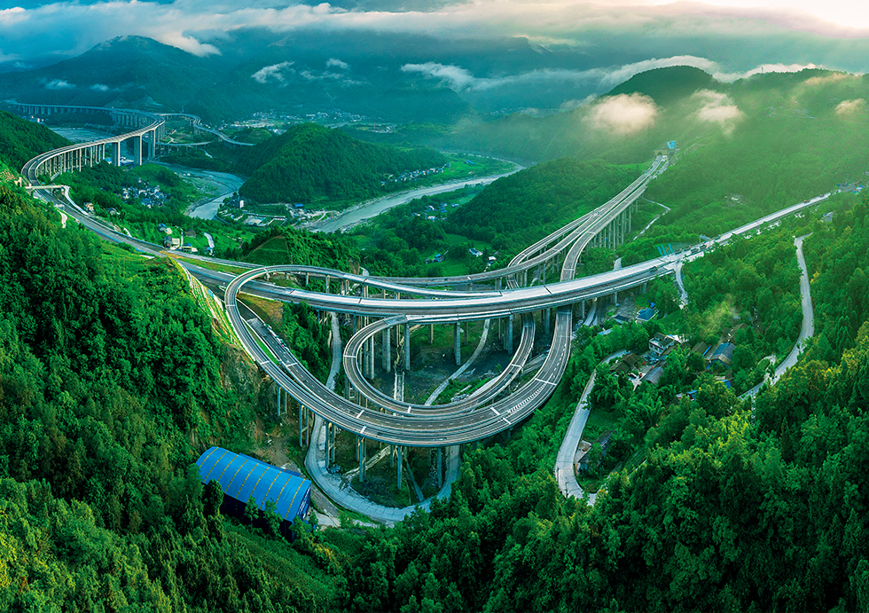 四川省高速公路发展创新投融资模式研究